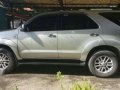 Toyota Fortuner 2010 4x2 AT-6