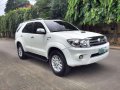 RUSH SALE 2007 Toyota Fortuner V 4x4 Automatic diesel-0