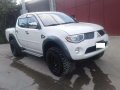 2016 toyota vios . 2007 mitsubishi strada 4x4-7