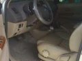 Toyota Fortuner 2010 4x2 AT-5