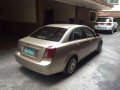 Chevrolet Optra 2005 LS AT Chevy Classy Beige Interior -11