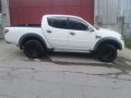 2016 toyota vios . 2007 mitsubishi strada 4x4-6