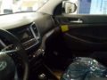 2017 Hyundai Tucson P38000 Low DP GL 2WD 6AT-9