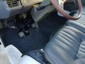 Mitsubishi L300 closed van model 2004-7