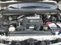 Toyota innova e manual diesel 2012model-9