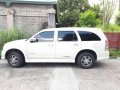 2011 Isuzu Alterra Urban Cruiser AT Pearl White 4x2-11