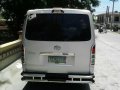 Toyota hiace commuter d4d-4