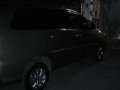 toyota innova g 2010 model-8