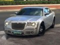 Chrysler 300c 2008 HEMI Engine-1