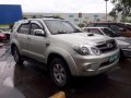 Toyota Fortuner G 2006-2