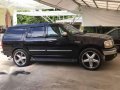 2001 Ford Expedition-1