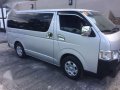 For assume toyota hiace commuter-1
