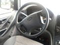 Hyundai Grand Starex 2009 with 4th row seat Rush Sale!-3