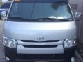 For assume toyota hiace commuter-0