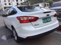 2014 Ford Focus Sedan vs Vios Altis City Civic-5