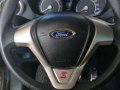 Fiesta Ford 2011 Sedan (repriced)-9