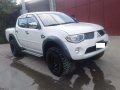 2007 mitsubishi strada 4x4 2016 toyota vios-3