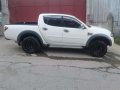 2007 mitsubishi strada 4x4 2016 toyota vios-2