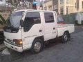 Isuzu double cab pick up-0