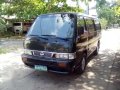 2011 Nissan Escapade innova hiace adventure-1