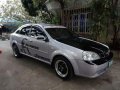 Well maintained chevrolet optra 2005 mt-1