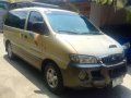 2003 hyundai starex svx local 2002 v 2001 hi ace escapade urvan-2