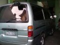 Toyota hiace commuter diesel manual trans-1