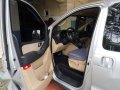 Hyundai Starex 2010-8