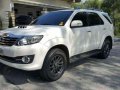 2015 Toyota Fortuner Model V Diesel Pearl White 4x2 AT-1