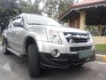 Isuzu D-Max LS (2010 model) in good condition-4