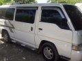 nissan urvan escapade 2011model-3