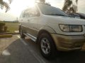 Isuzu crosswind 2003 xuv matic-0