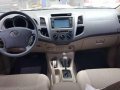 2011 toyota hilux G 4x4-1