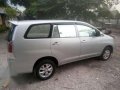 2011 toyota innova e manual diesel first owner for sale or swap-8
