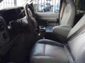 2009 FORD E150-7