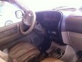 Isuzu Trooper 2000 4x4 manual-6