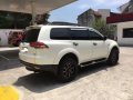 2011 Mitsubishi Montero GLS V Automatic Diesel vs 2012 2013-6