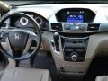2013 Honda Odyssey Wide Body Luxury Minivan-5