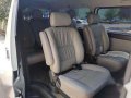 Toyota Hiace Super Grandia 2013-3