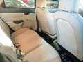 Hyundai Accent 2009 for sale-5