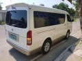Toyota Hiace Super Grandia 2013-9