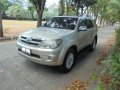 Toyota fortuner V matic 4x4 diesel top of the line -0