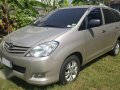 Toyota Innova 2010 E Diesel Automatic-1