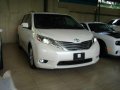 2017 toyota sienna ltd fullest option-5