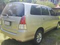 Toyota Innova 2010 E Diesel Automatic-5