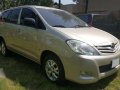 Toyota Innova 2010 E Diesel Automatic-2