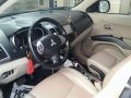 2010 mitsubishi outlander-4