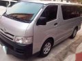 2010 Toyota Hiace Commuter-8