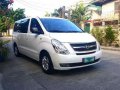 2012 Hyundai Grand Starex CVX VGT Automatic -1