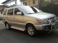 Isuzu crosswind 2010 model manual transmission-2